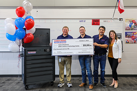  Dallas Bergstrom with his principal and Harbor Freight Tools representatives